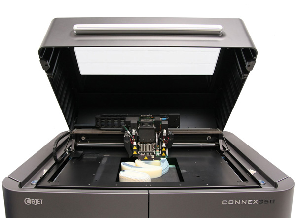 Фото 3D принтера Stratasys Objet350/500 Connex3 9