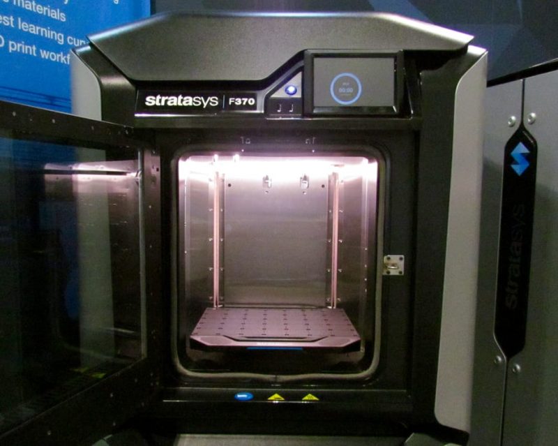 Фото 3D принтера Stratasys F370 8