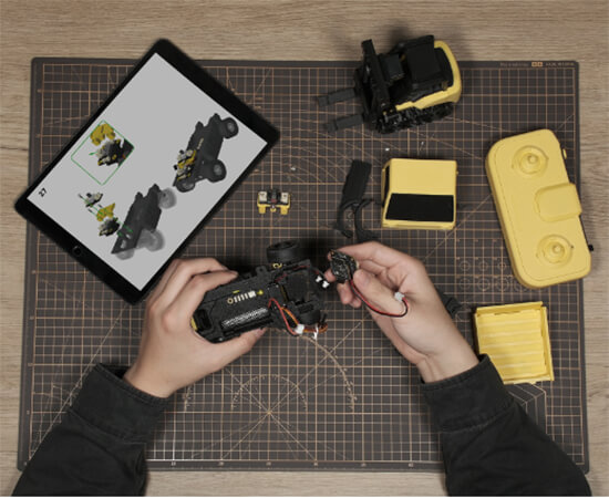 Фото Комплект Bambu Lab CyberBrick Ultimate для создания интерактивных игрушек (полный) 2