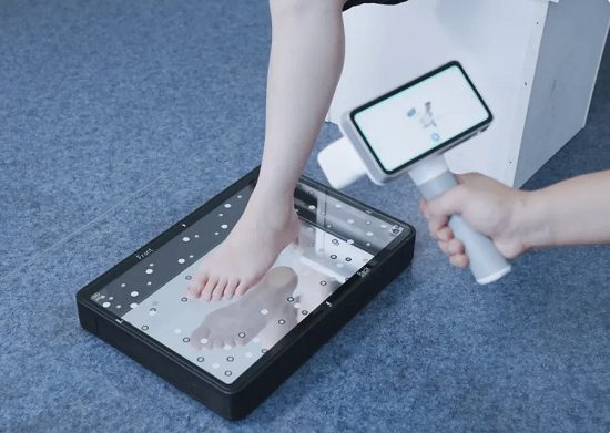 Фото 3D-сканер Shining 3D EinScan Medixa 12